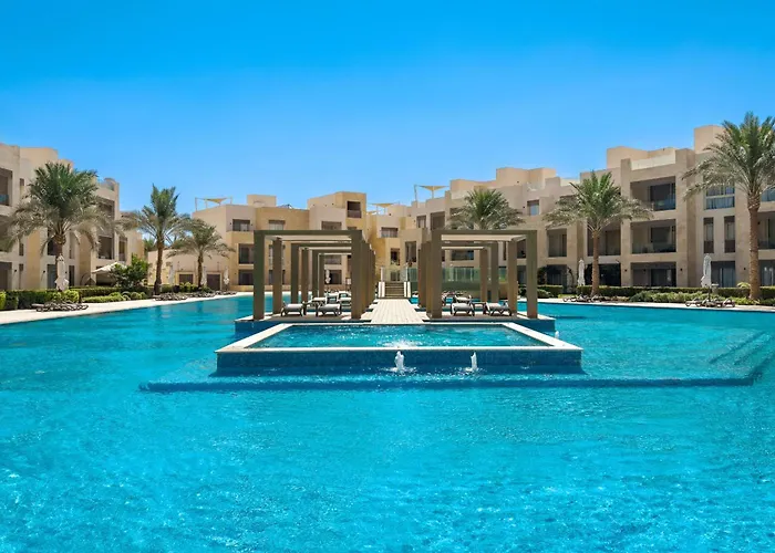 The Groundlight 1bdr Mangroovy Free & Pool Apartment *